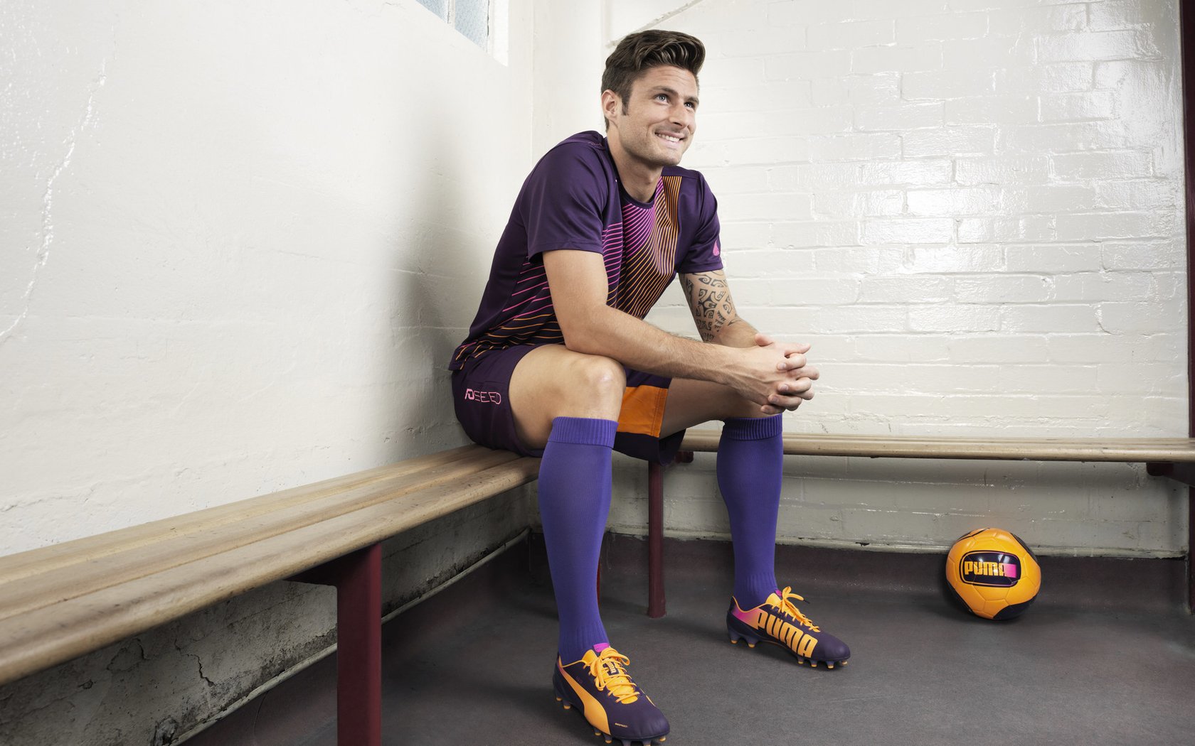 热那亚球员脱离感染隔离，球队复训备战，热那亚球队战绩